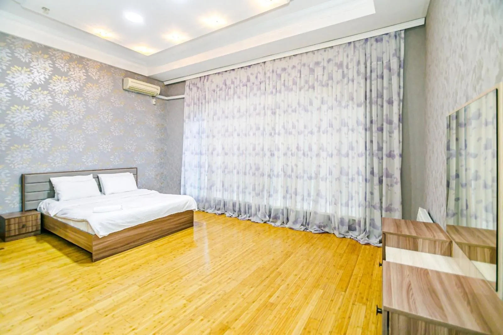 Vip 5 Bedrooms Apt Baku 0*,