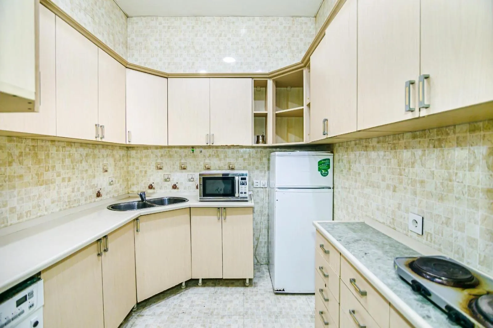 Apartment Vip 5 Bedrooms Apt Baku
