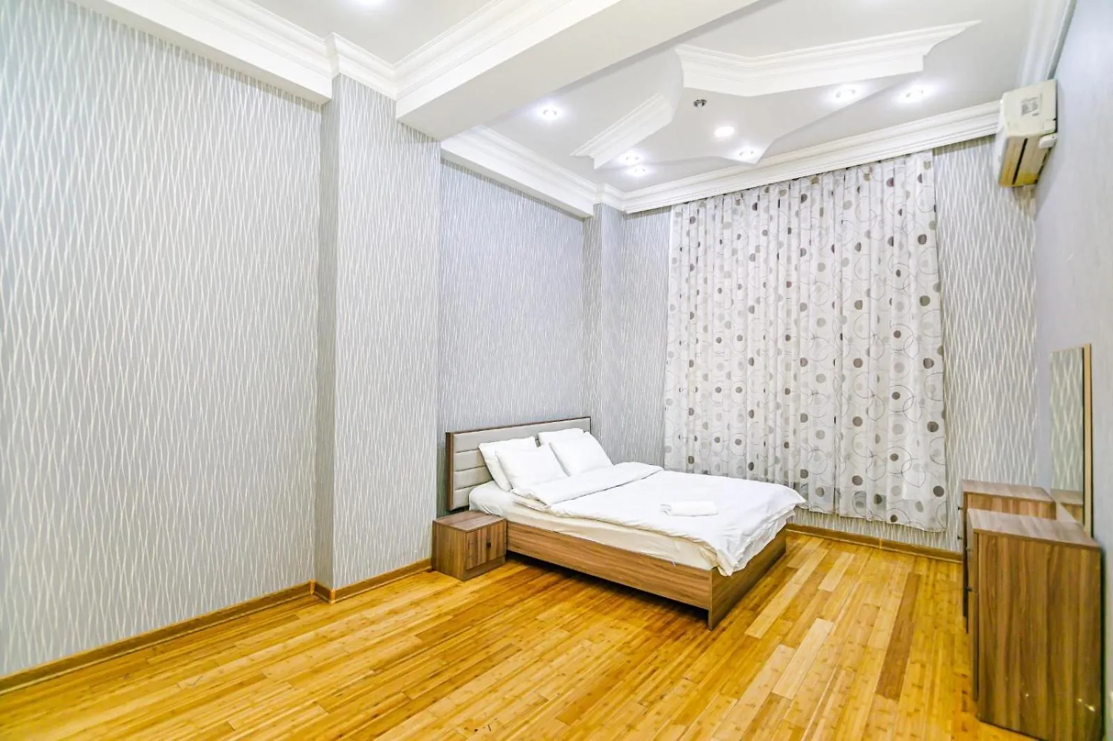 Vip 5 Bedrooms Apt Baku Apartment